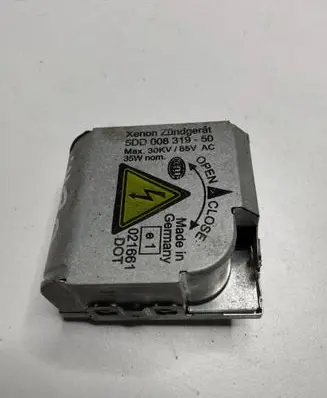 Nissan Qashqai Headlight ballast module Xenon 5DD00831950 021661 2888107
