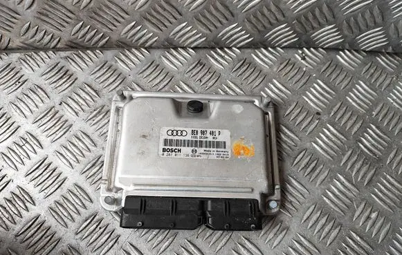 Audi A6 S6 C5 4B Engine control unit/module 8E0907401P 0281011136