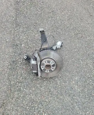 BMW 7 F01 F02 F03 F04 Front wheel hub