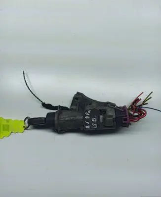 Volkswagen PASSAT B5 Ignition lock 4B0905851A