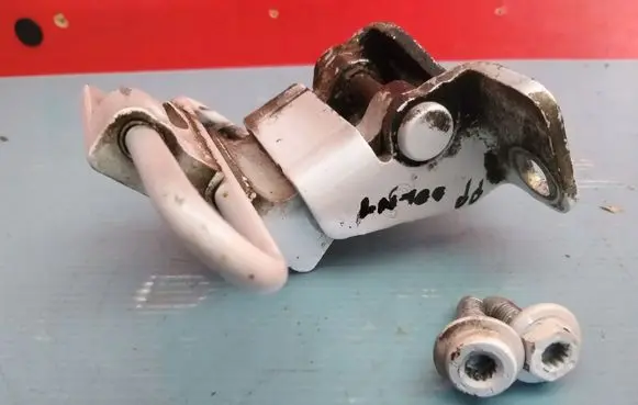 Volkswagen Golf Plus Rear door lower hinge 1K4833411Q