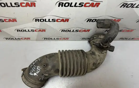 Volvo S70 V70 V70 XC Air intake hose/pipe 9183897