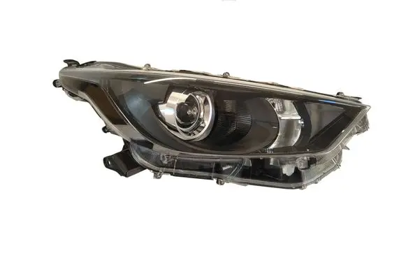 Toyota Yaris XP210 Headlight/headlamp 232