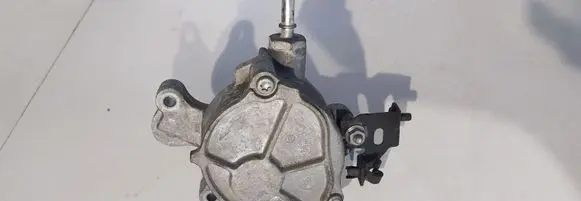 Citroen C5 Vacuum pump D1651022305T