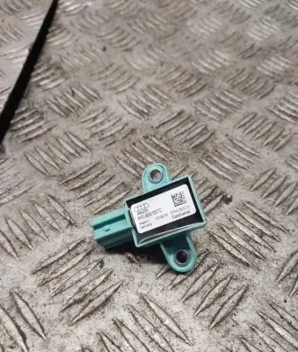 Audi A5 8T 8F Airbag deployment crash/impact sensor 8k0955557c