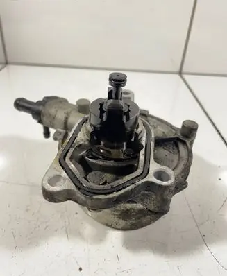 KIA Rio Vacuum pump 288102a201