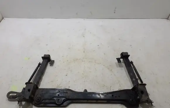 Renault Megane IV Radiator mount bracket 625301229R