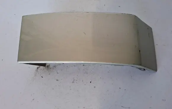 Volvo XC90 Rear/tail light trim molding 30698134