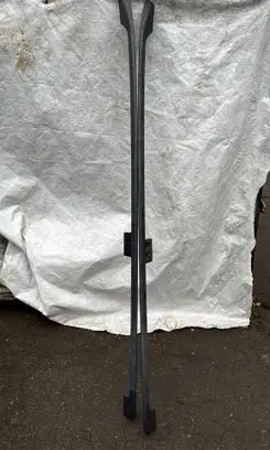 Roof bar rail