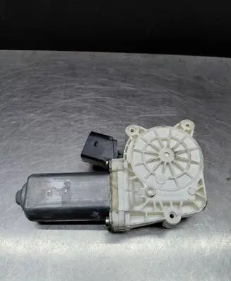 BMW 5 E60 E61 Rear door window regulator motor 6922319