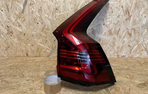 Volvo S90, V90 Rear/tail lights 32337138 1813540