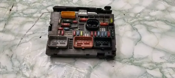 Citroen C5 Fuse module