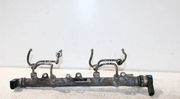 BMW 3 E90 E91 Fuel main line pipe 7787164 0281002481
