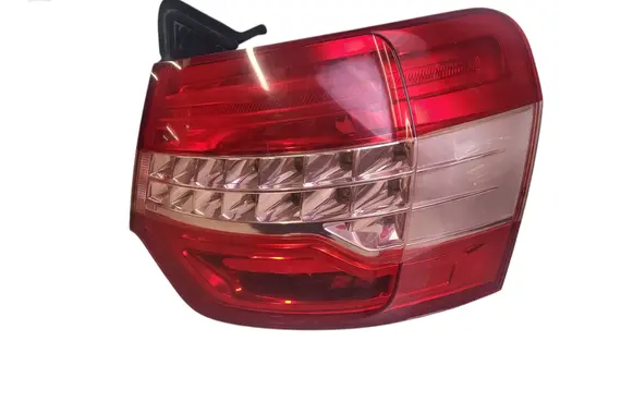 Citroen C5 Rear/tail lights VP8X7X13404AX 9681063680