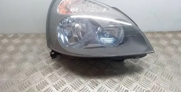 Renault Clio II Headlight/headlamp 8200478985