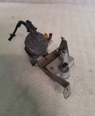 Audi 80 90 S2 B4 Air pressure sensor 0281002018