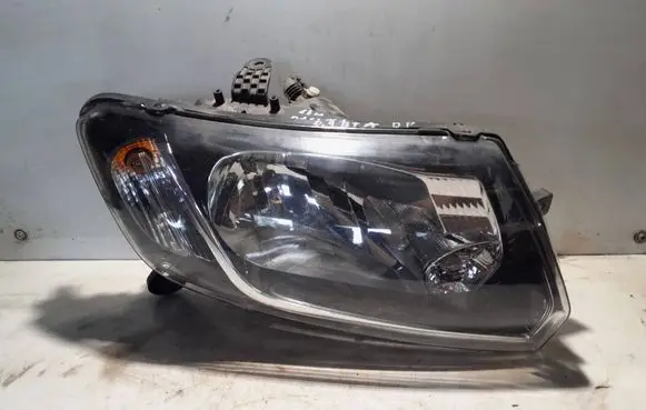 Dacia Sandero Headlight/headlamp 260102523R 12007 00859224