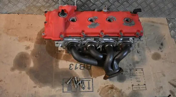 Maserati GranCabrio M145 Engine head 2248932