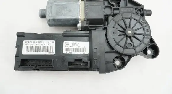 Renault Scenic II - Grand scenic II Rear door window regulator motor 807318726R 927835 0130822479