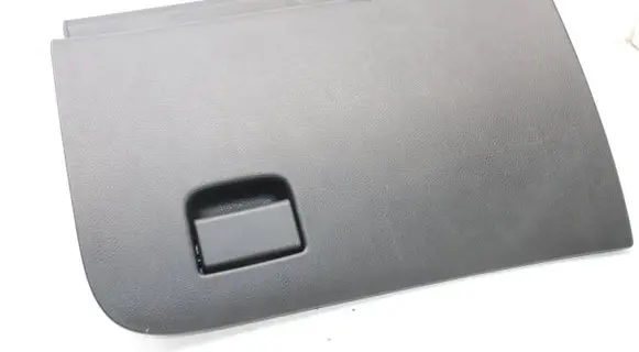 Nissan Qashqai Glove box