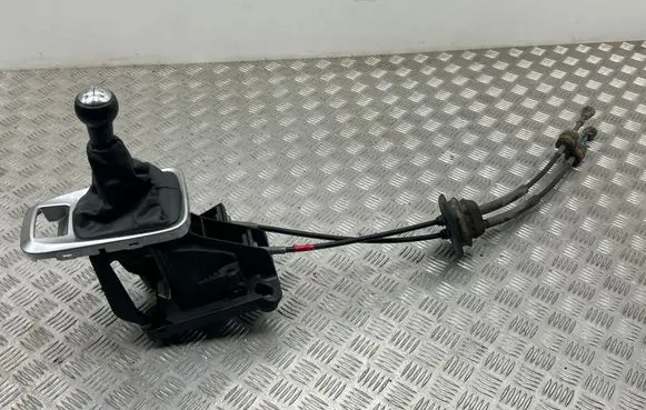 Peugeot 3008 I Gear shifter/selector 