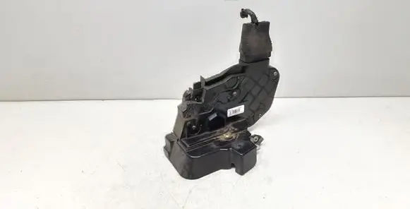 Volvo V50 Front door lock 30753664