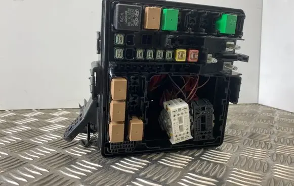 Hyundai Tucson TL Fuse box set 91210D7600