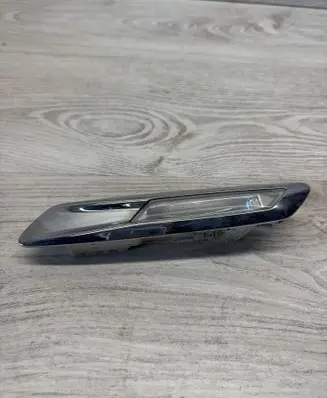 BMW 5 F10 F11 Front fender indicator light 7154168