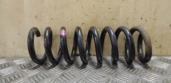 Mercedes-Benz E W212 Rear coil spring