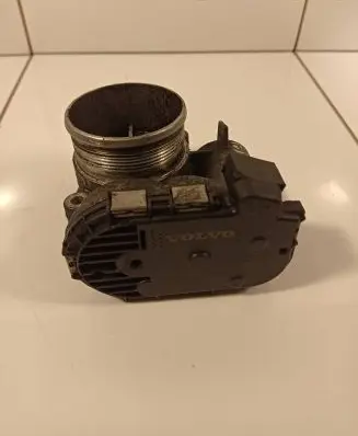 Volvo S60 Throttle body valve 31216665 0280750520