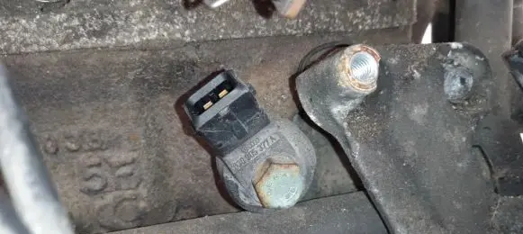 Volkswagen New Beetle Detonation knock sensor 030905377A
