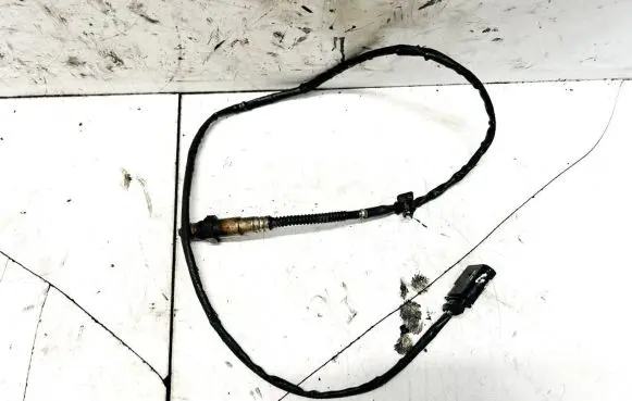 Volkswagen PASSAT B5 Lambda probe sensor