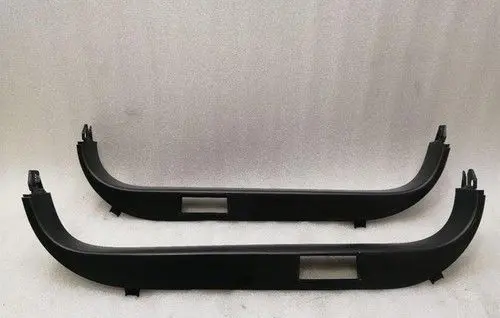 Tesla Model S Sill 105995800