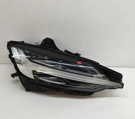 Volvo V60 Headlight/headlamp 32338007