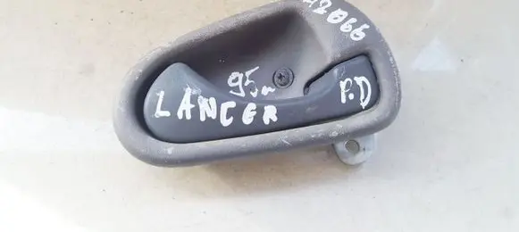Mitsubishi Lancer Front door interior handle