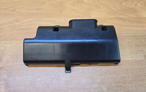 Volvo S60 Fuse box cover 31314894