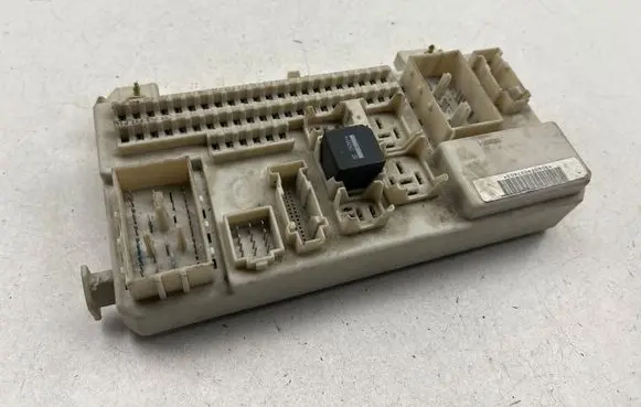 Ford C-MAX I Fuse module 3M5T14A073DG 00046244 519027403