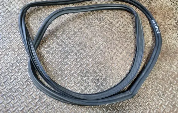 Dodge Charger Trunk rubber seal (body) 