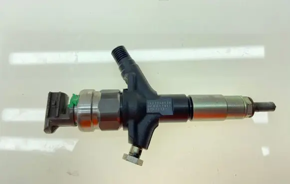 Fuel injector
