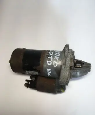 Opel Vivaro Starter motor 8200621305A M001T80681