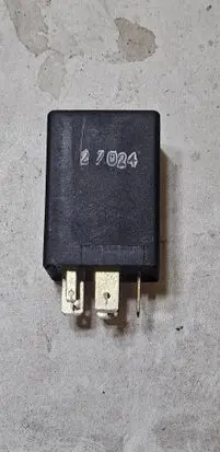 Seat Alhambra (Mk1) Other relay 431955531