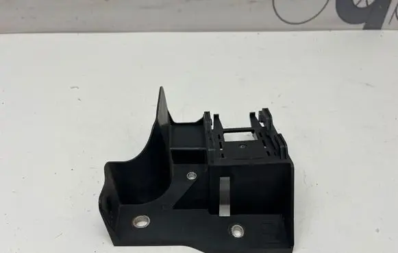 KIA Sorento IV Blind spot radar bracket 28619232