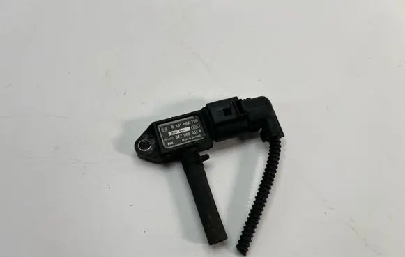 Audi Q7 4L Exhaust gas pressure sensor 07Z906051B