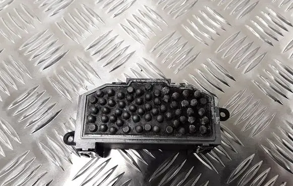 Heater blower motor/fan resistor