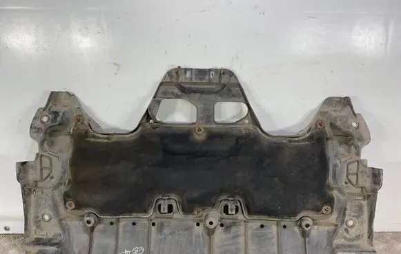 Subaru Impreza II Engine splash shield/under tray