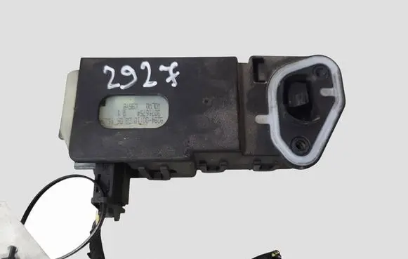 Volvo V50 Fuel tank cap lock 30716754