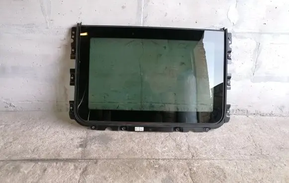 BMW 5 GT F07 Sunroof glass 