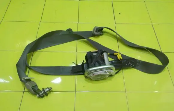 Honda Insight Front seatbelt TKAH3EJ530 RP5