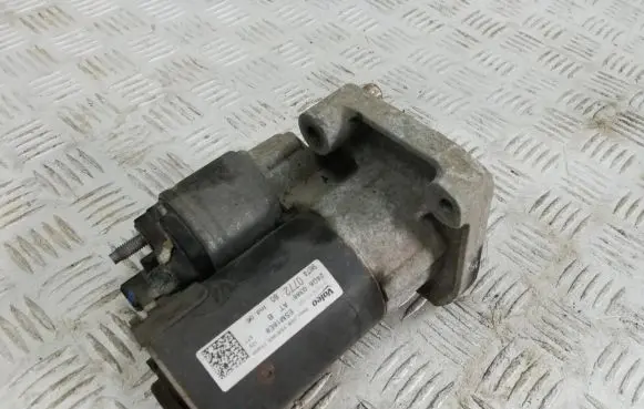 Peugeot 308 Starter motor 9674077280 24G60386AT ESM18E8