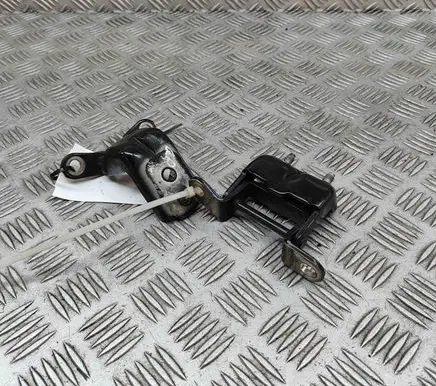 Nissan Leaf II (ZE1) Rear door hinge set 82420AG000 824003NA1A